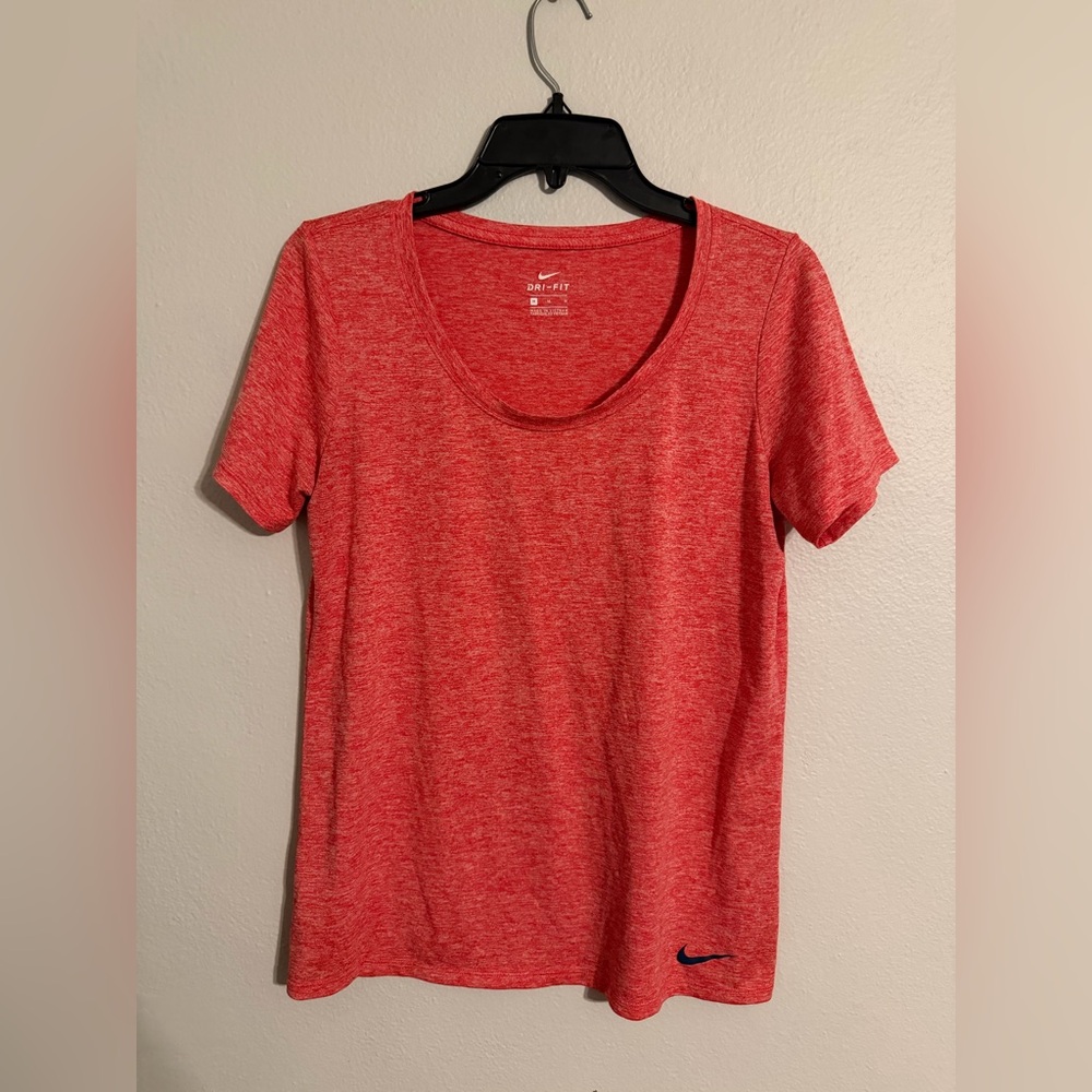 Nike Women’s Dri-FIT Legend Scoop Neck Training Tee - Heathered Red